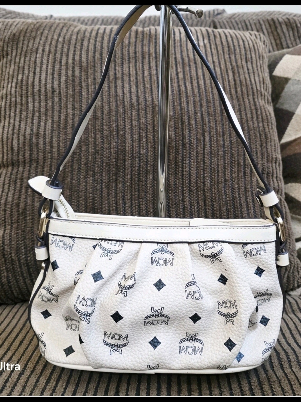 Small Creamy Bag - Picture 2 of 9